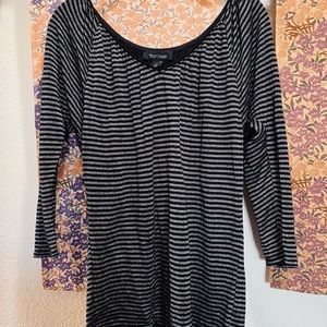 White House Black Market 3/4 Sleeve Silver Black Soft Shirt Sz M